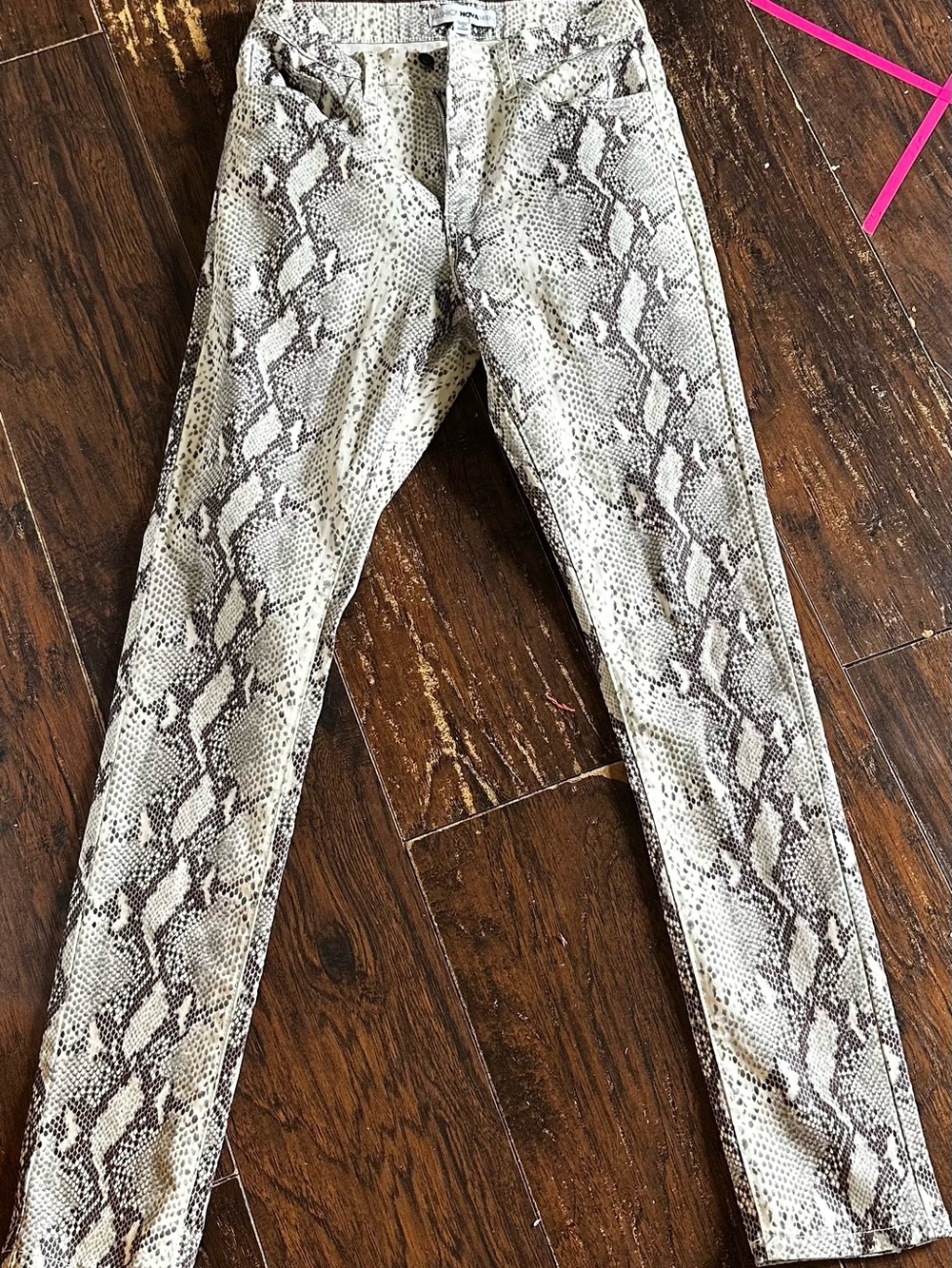 Fashion Nova Men's Snake Print Skinny Pants in White and Black